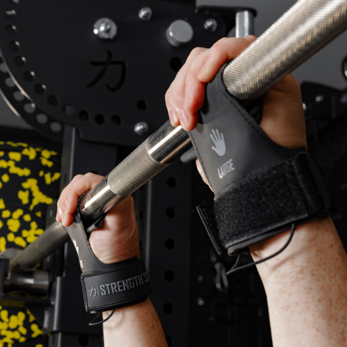 Kevlar Lifting Grips, Black - Strength Shop