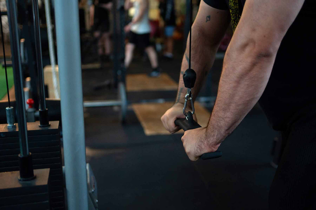Triceps Grip / Flat Push Down Bar - Tricepatops - Strength Shop